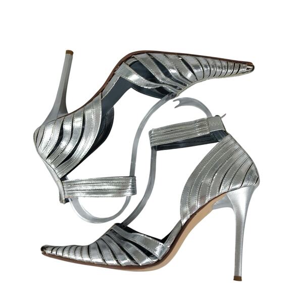 MICHAEL ANTONIO! SILVER VEGAN LEATHER MULTI-STRAP/LADDERED HEELS! SZ 5.5M - Picture 7 of 10
